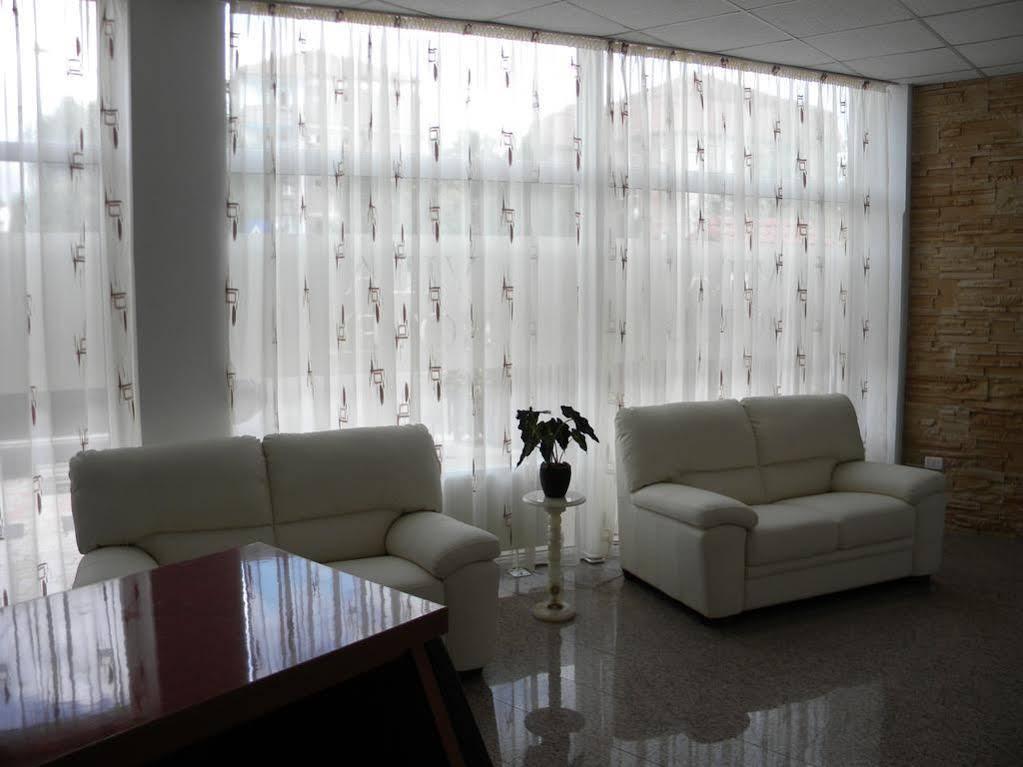 Hotel Vila Veneto Тимишоара Екстериор снимка