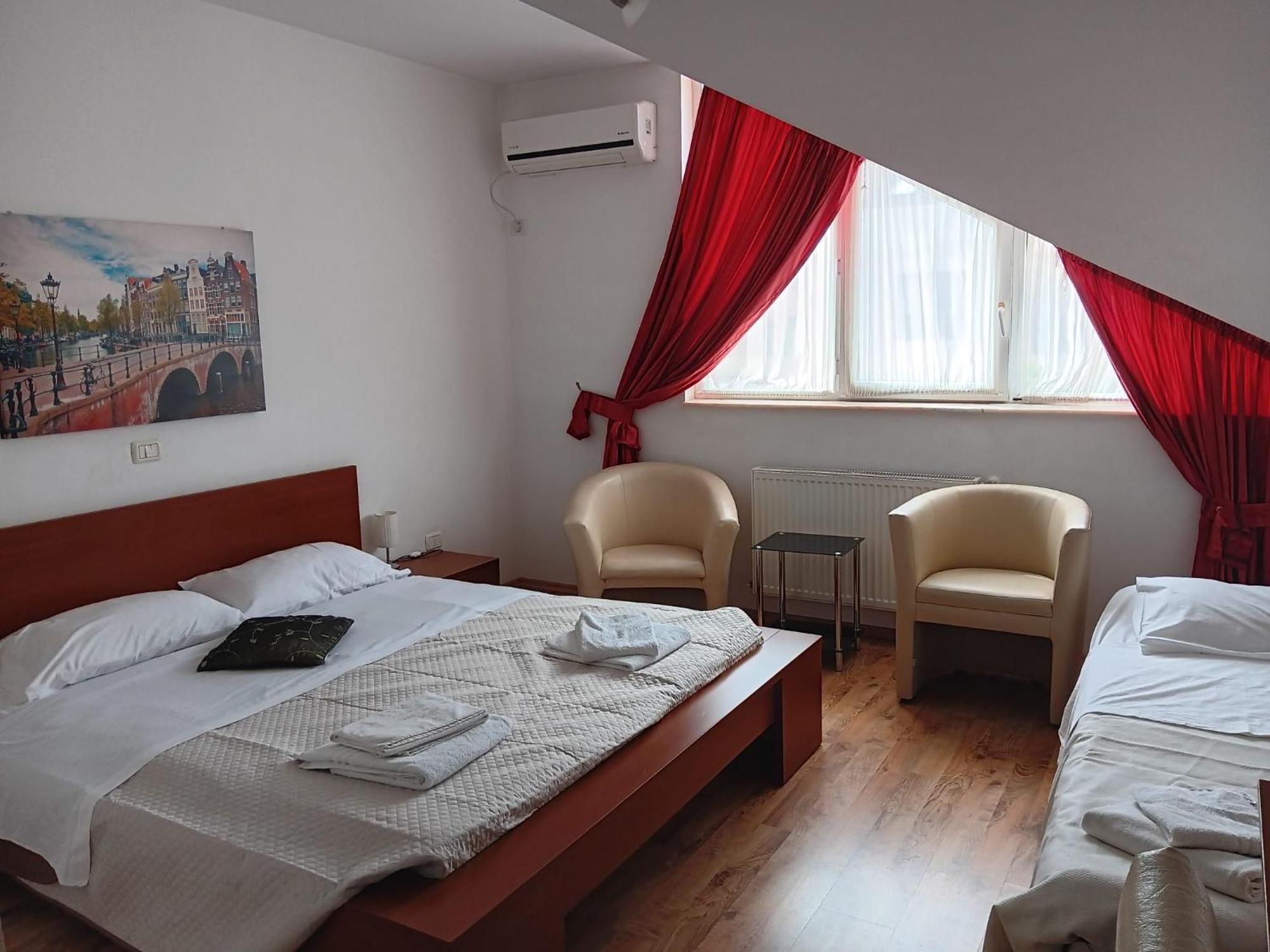 Hotel Vila Veneto Тимишоара Екстериор снимка